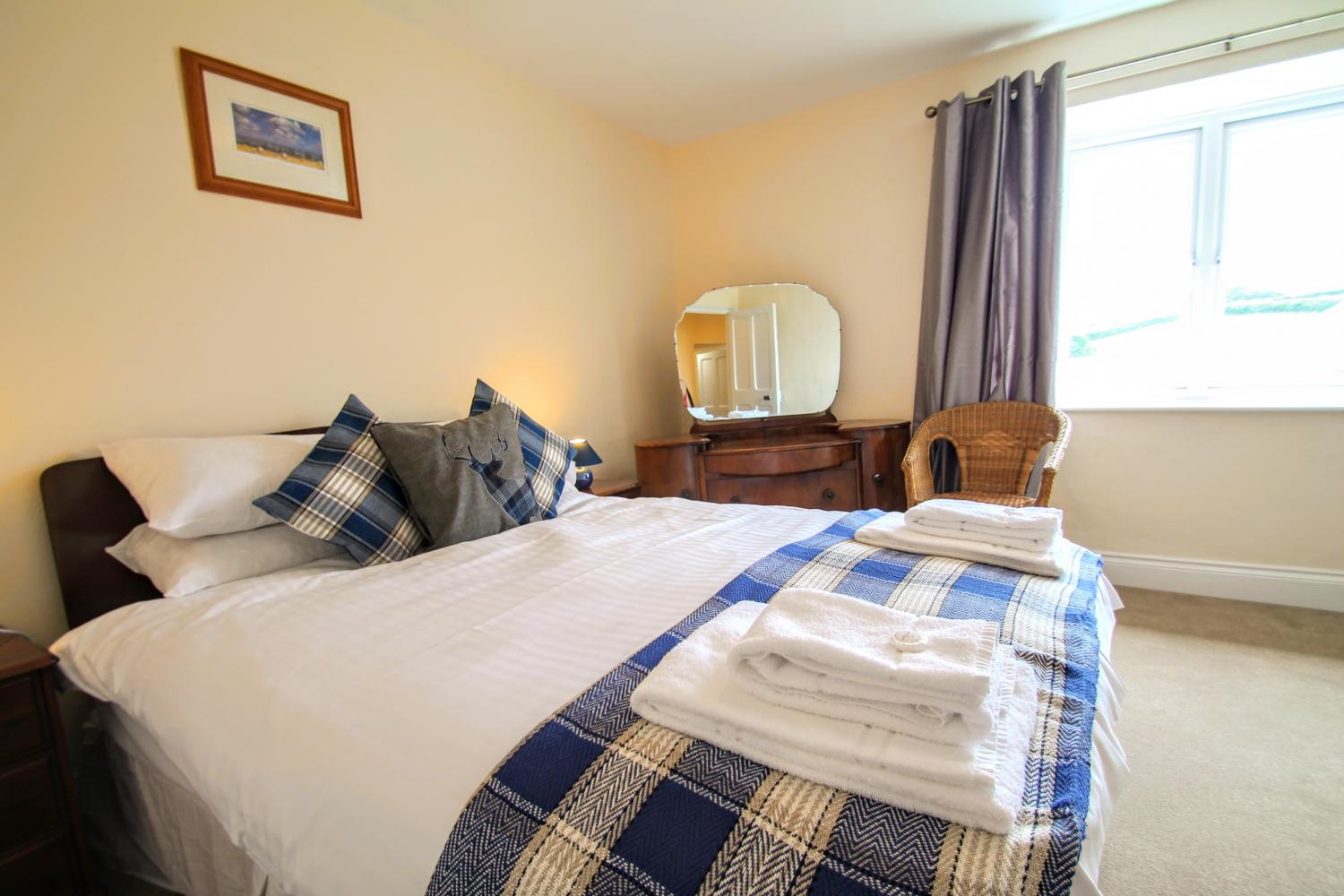 upcott farmhouse exmoor group accommodation bedroom