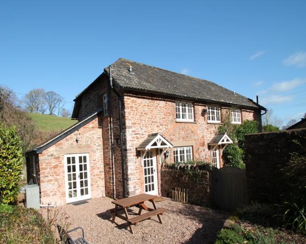 self catering holiday cottages