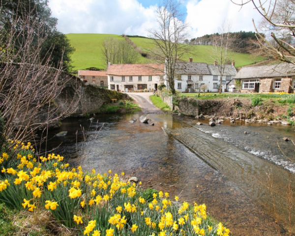 easter break devon, easter break somerset, holiday cottage for easter, easter 2023 cottage, holiday cottage for easter