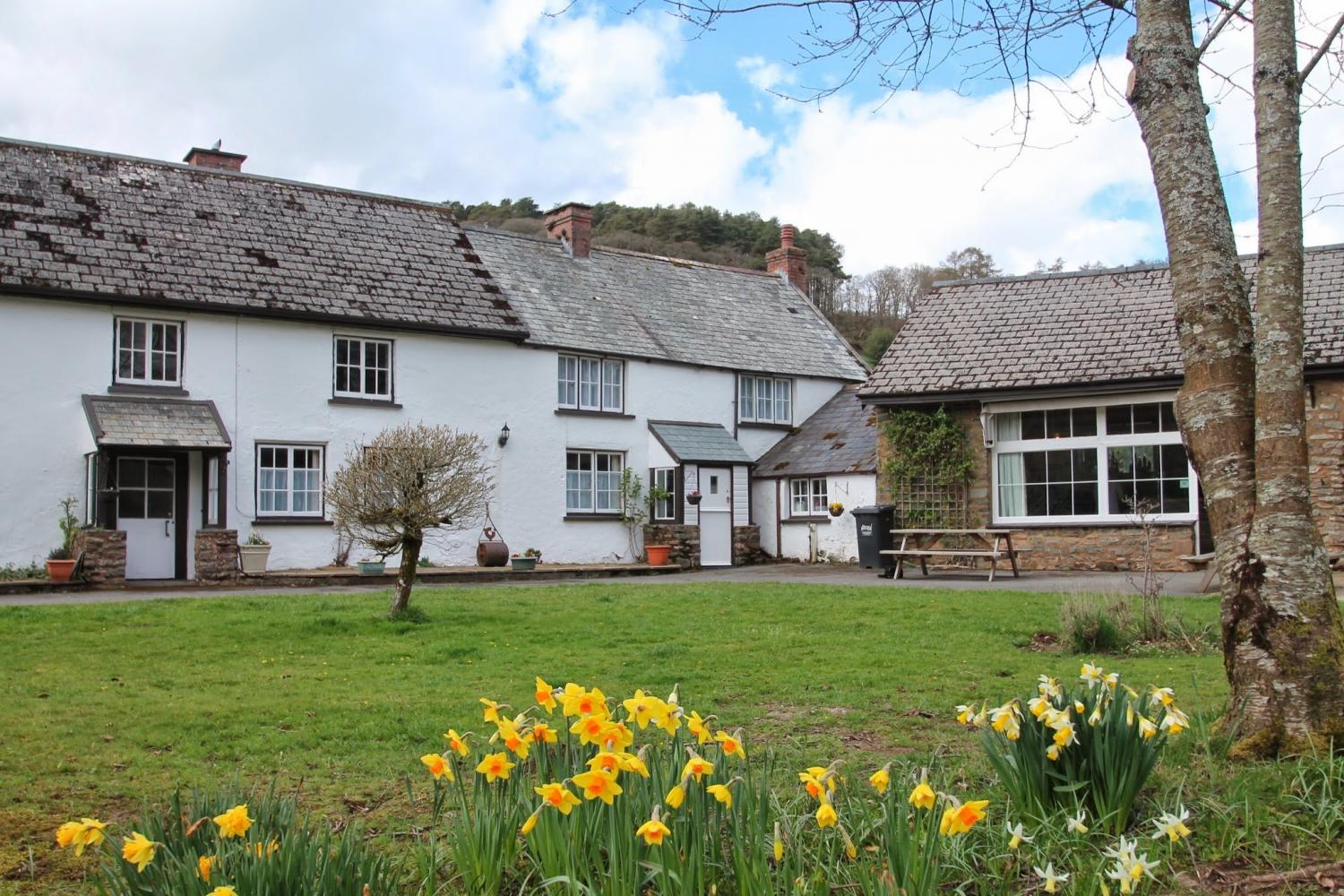 Riverside Cottage, Malmsmead Holiday Cottages in Oare The Best o..