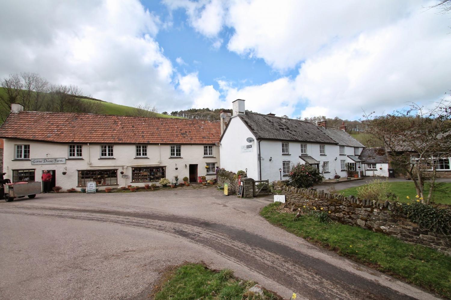 Riverside Cottage, Malmsmead Holiday Cottages in Oare The Best o..