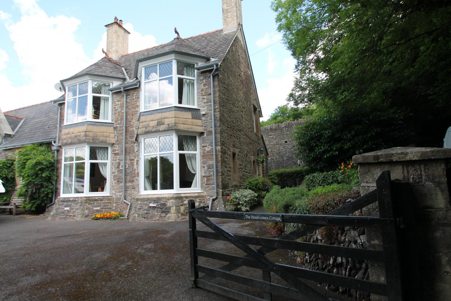 Headmasters Cottage Dulverton Holiday Cottages In Dulverton The