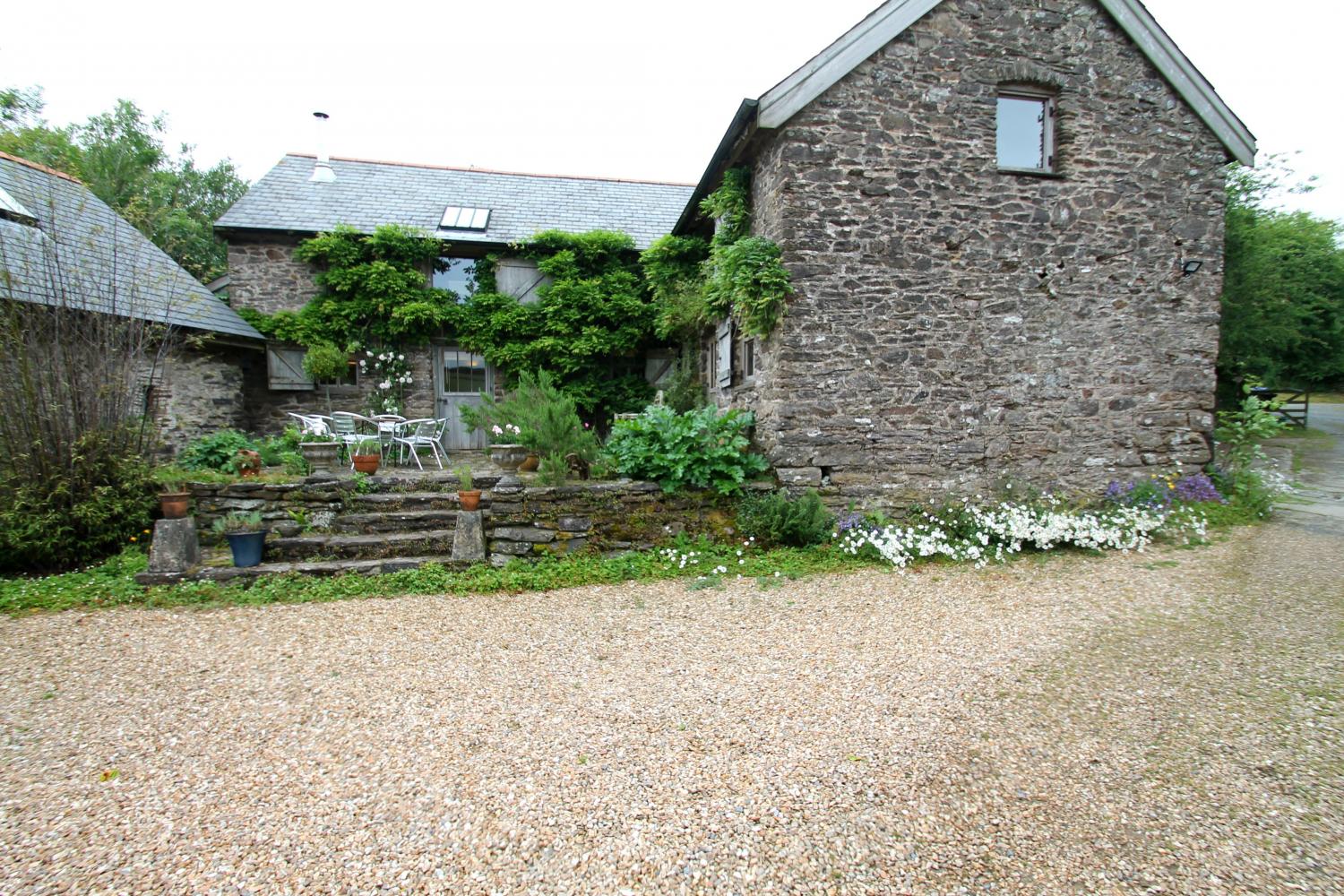 Bentwitchen Cottage exterior