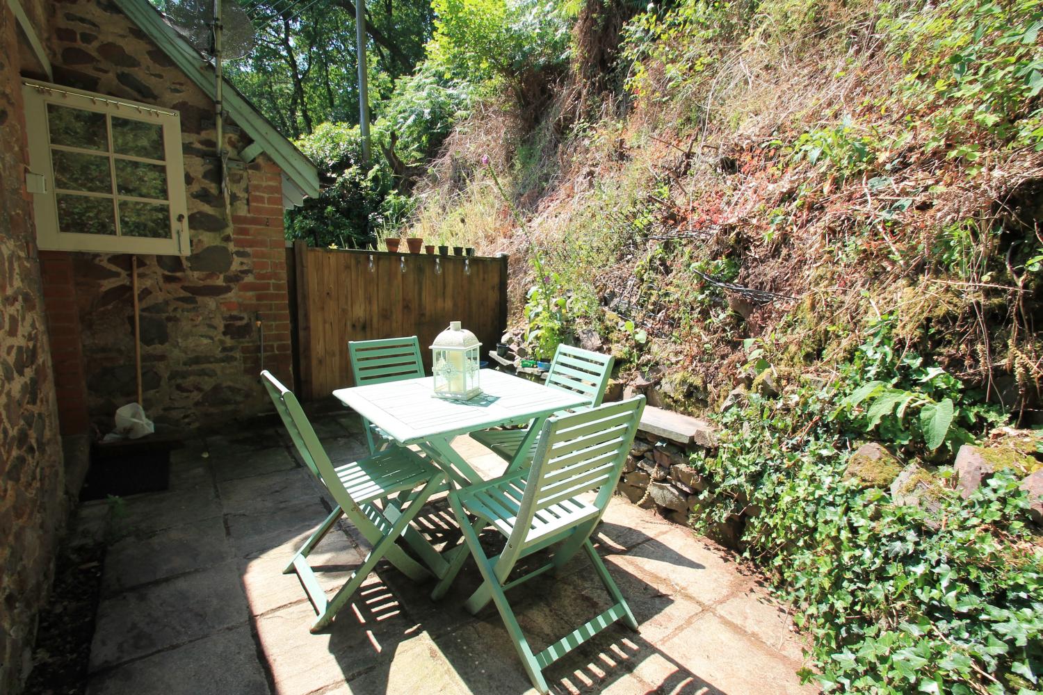 Watermill Cottage private patio to the rear