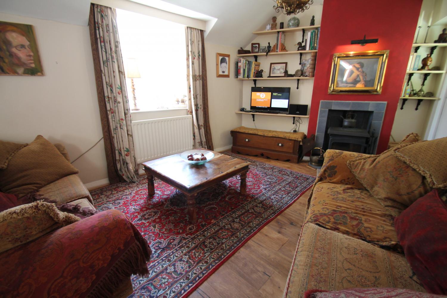 First floor living room. Views over to the hills of Exmoor