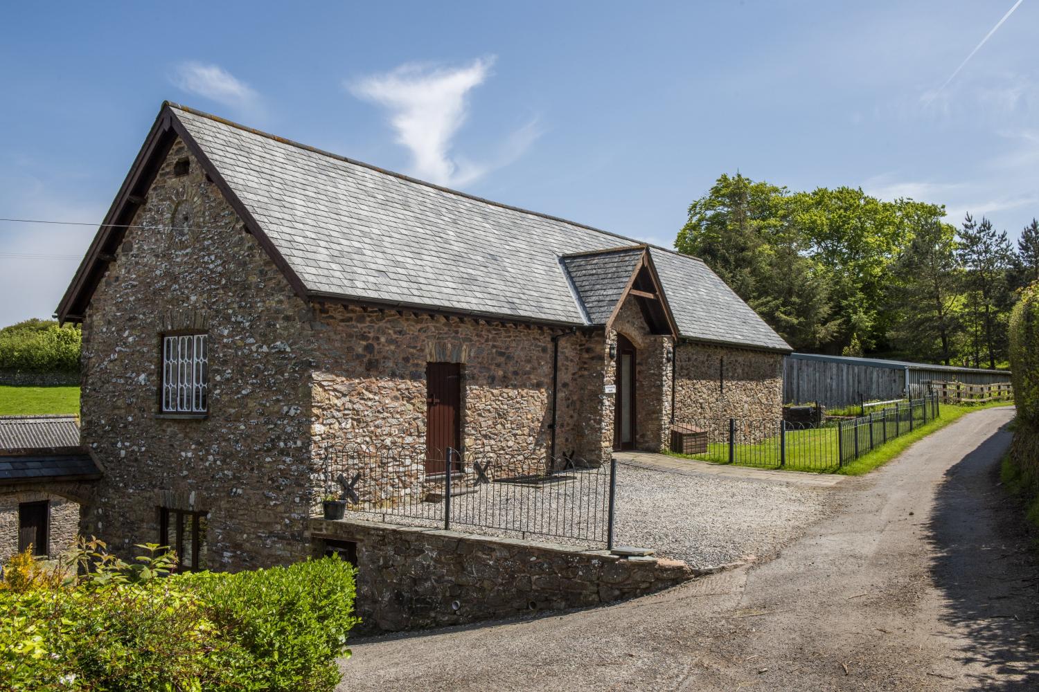 Yenworthy Barn, Countisbury - parking by the front door