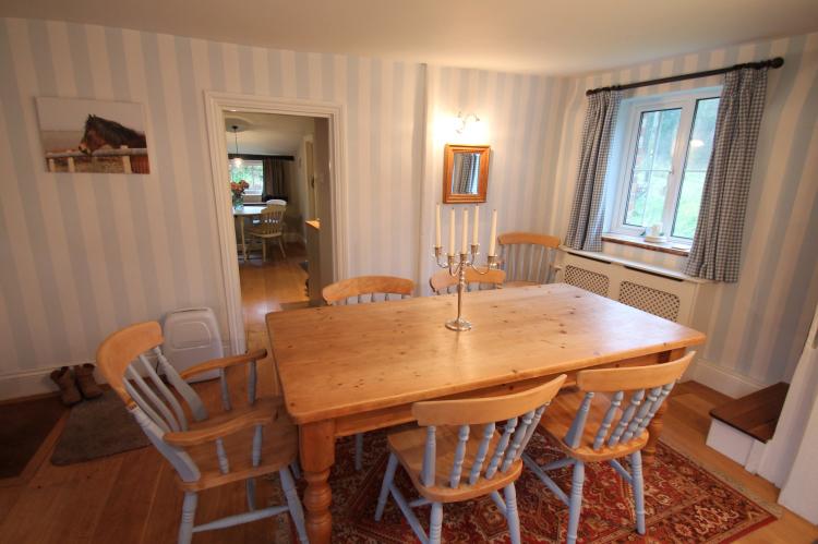 Dining area through to the kitchen