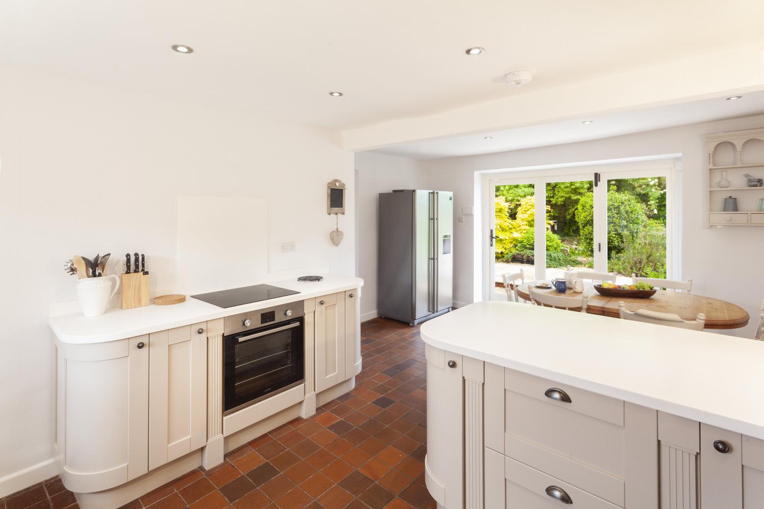 KItchen (hob/cooker) Bi-fold doors to patio area.