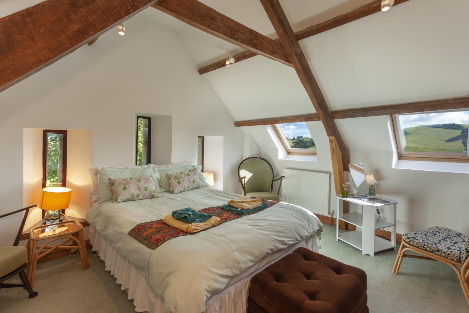 Double bed at Putham Barn