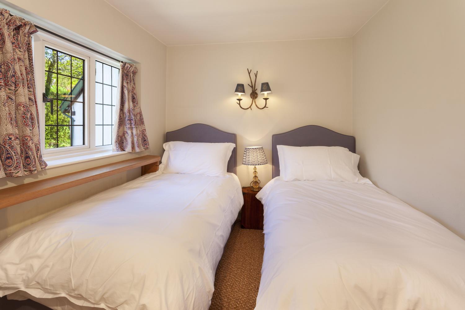 Twin room Dowry Cottage Winsford