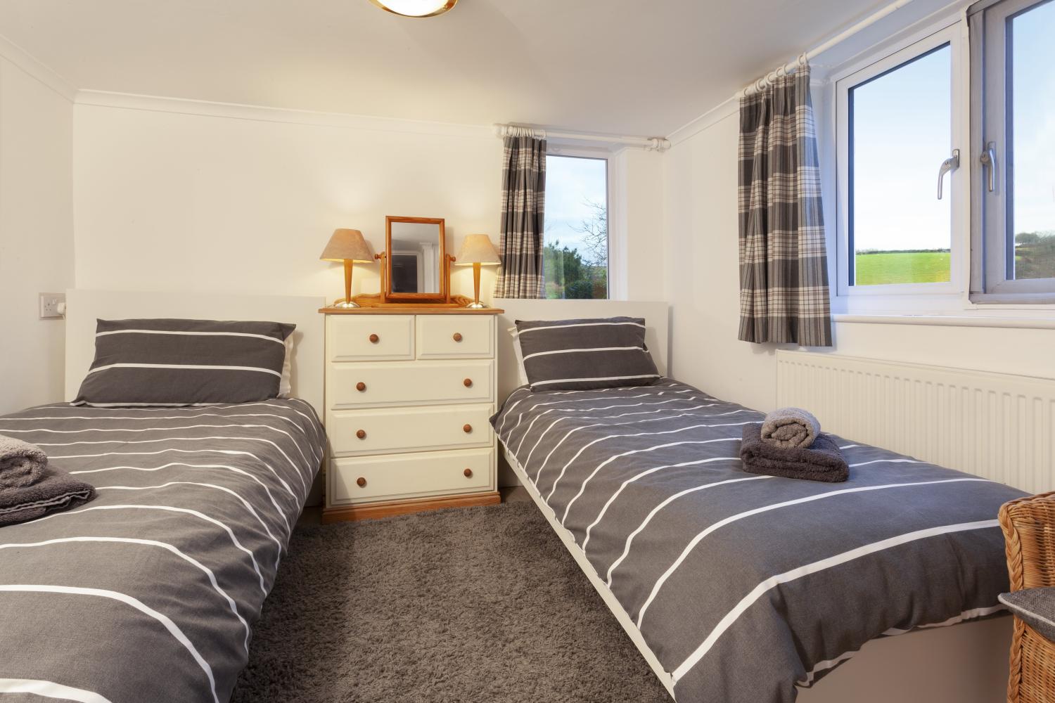 Twin bedroom at Withymead