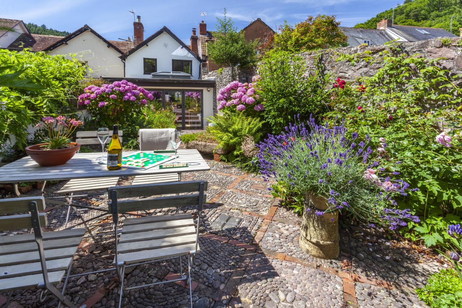 South facing garden so you can enjoy the sun all day!