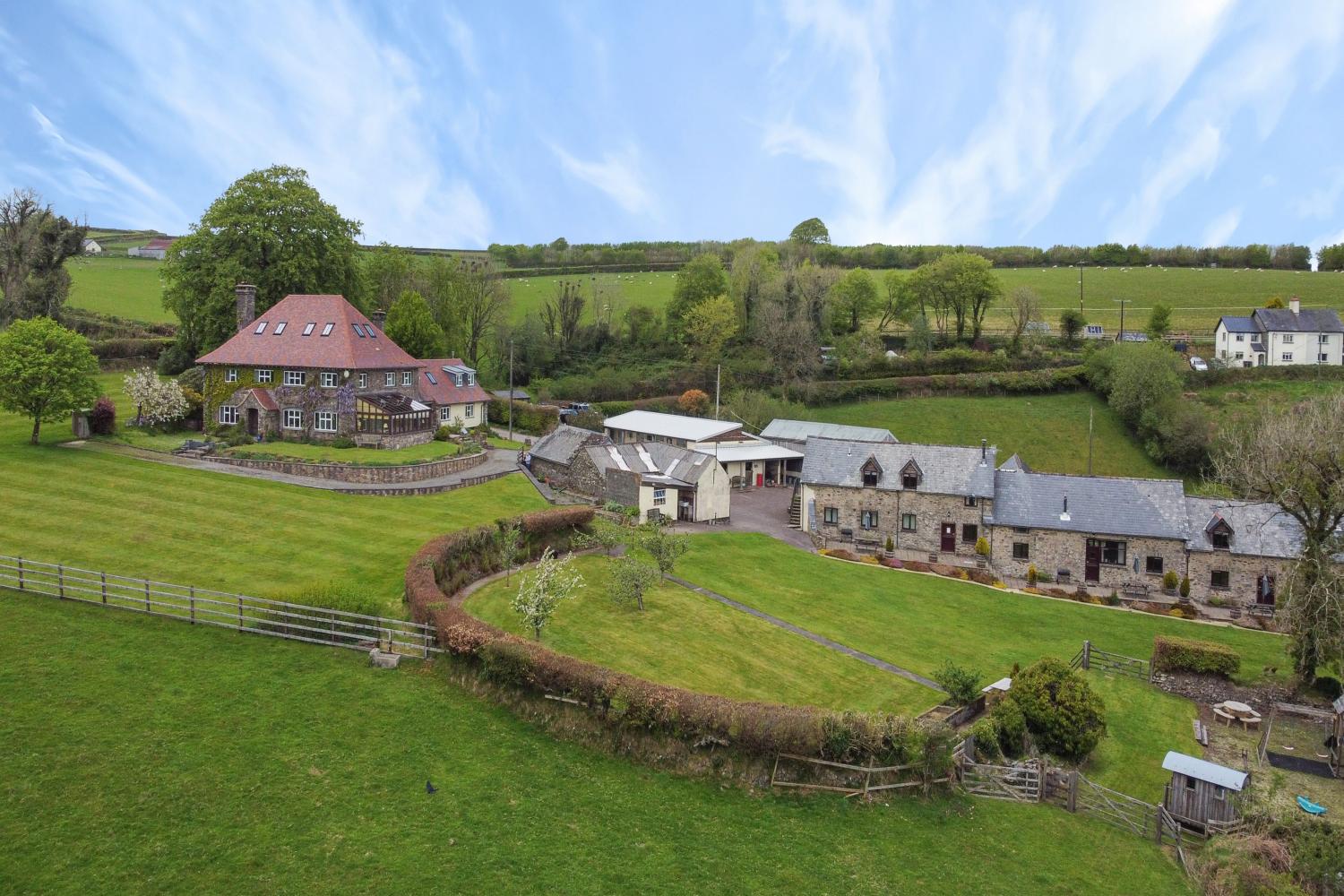 West Hollowcombe Farm & Cottages grounds