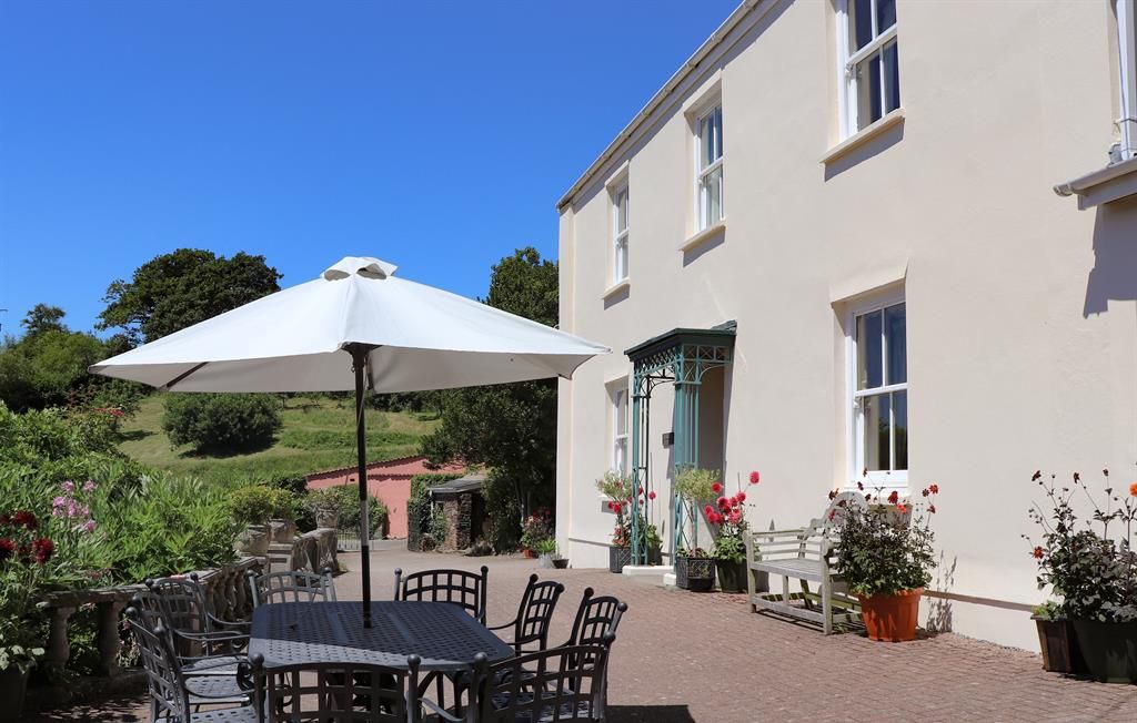 The Georgian House, Combe Martin