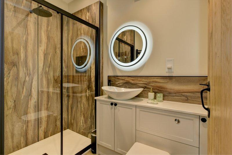 En-suite shower room for bedroom 2