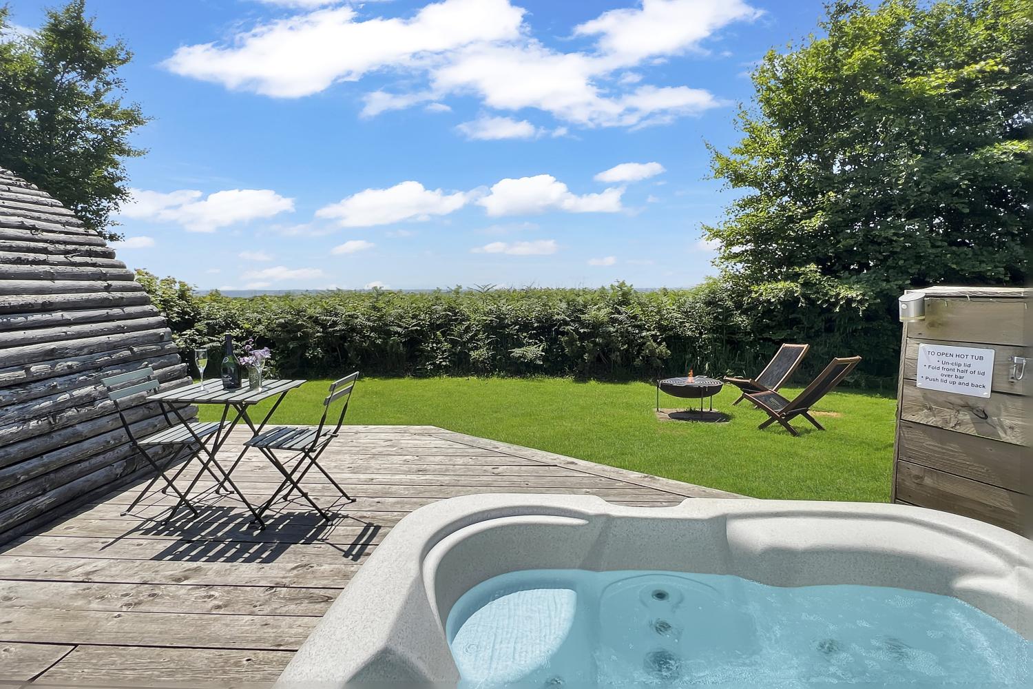 Dartmoor View log cabin with private hot tub