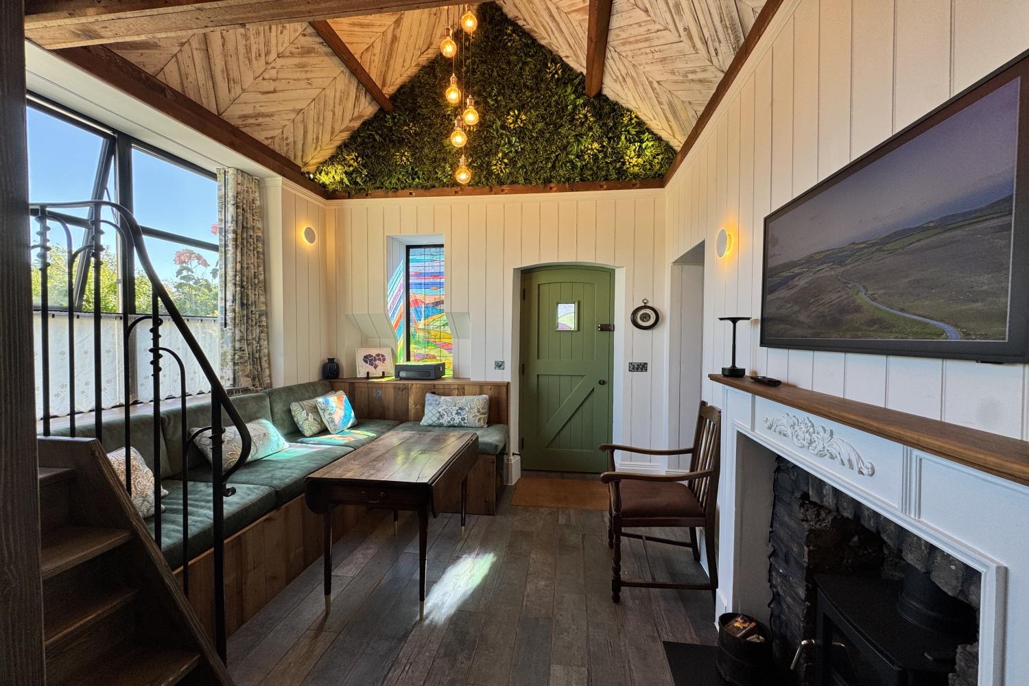 The living room towards the front door